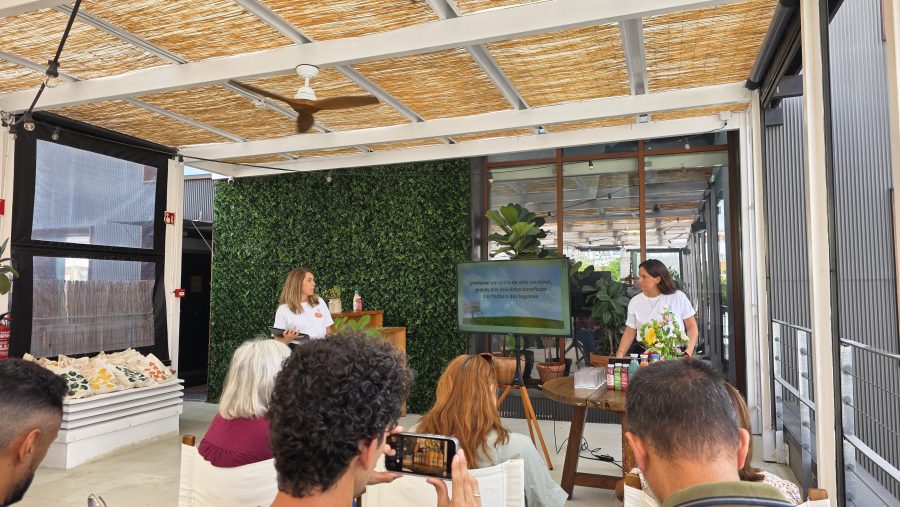 provar os smoothies innocent foi saudavelmente divertido! 17 innocent drinks