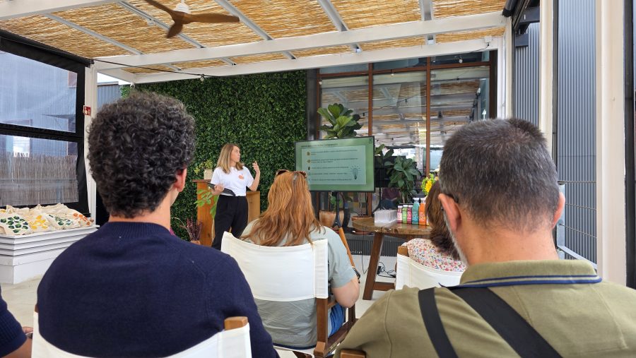 provar os smoothies innocent foi saudavelmente divertido! 20 innocent drinks